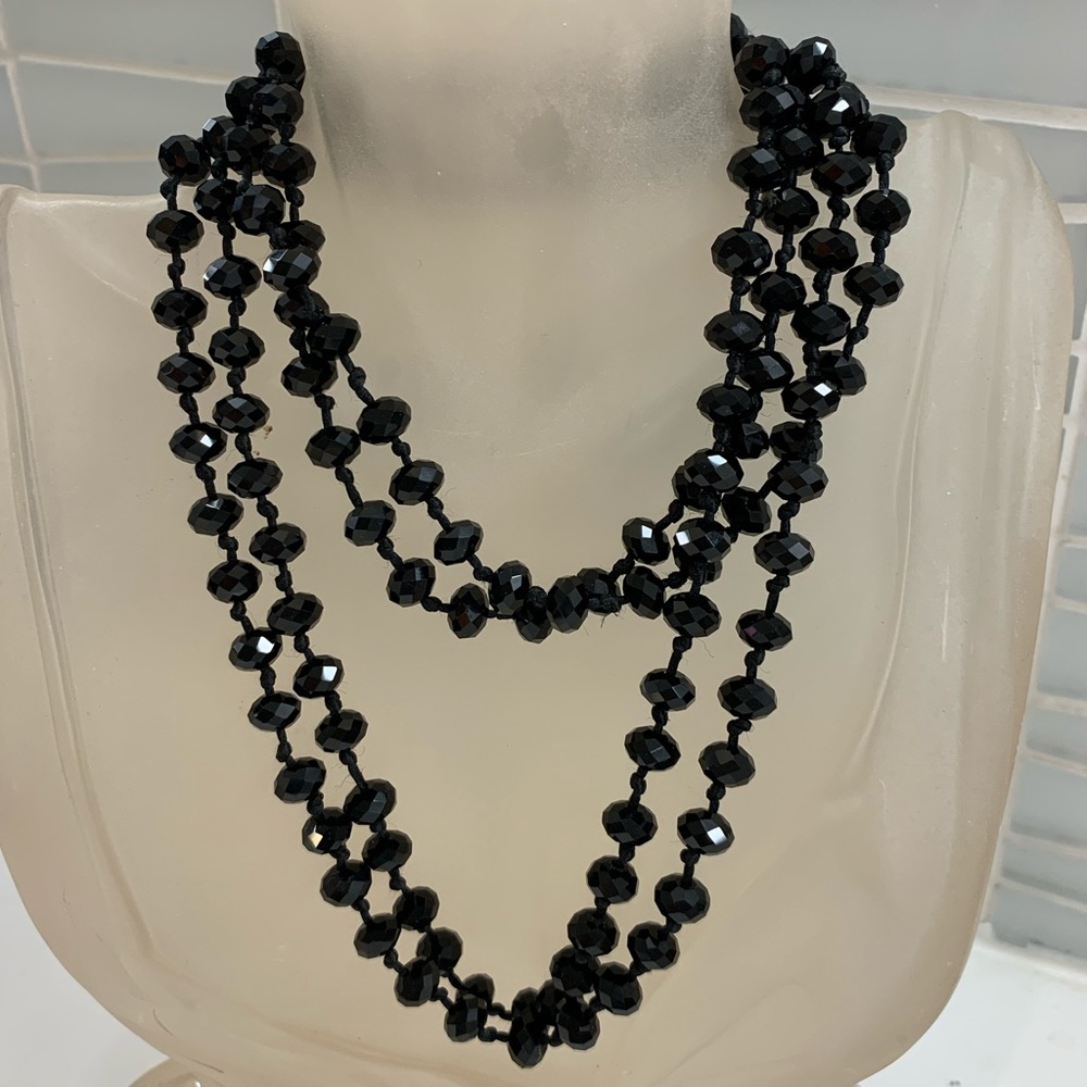 Black. Crystal NWOT stunning piece